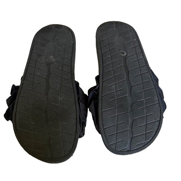 Funky Monkey Women's Ruffled Slides/Sandals/Flip Flops; Black; Size 9 - Picture 5 of 5